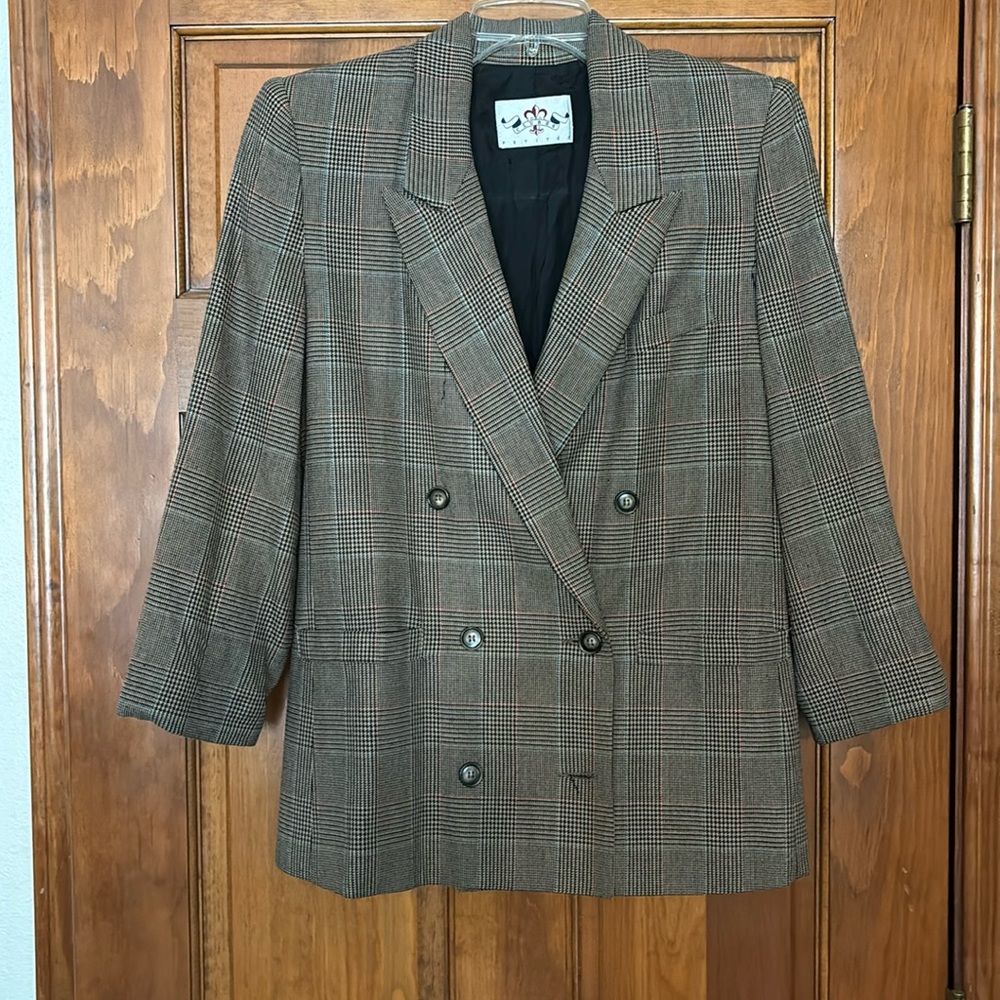 Club 5’4” Petite size 4